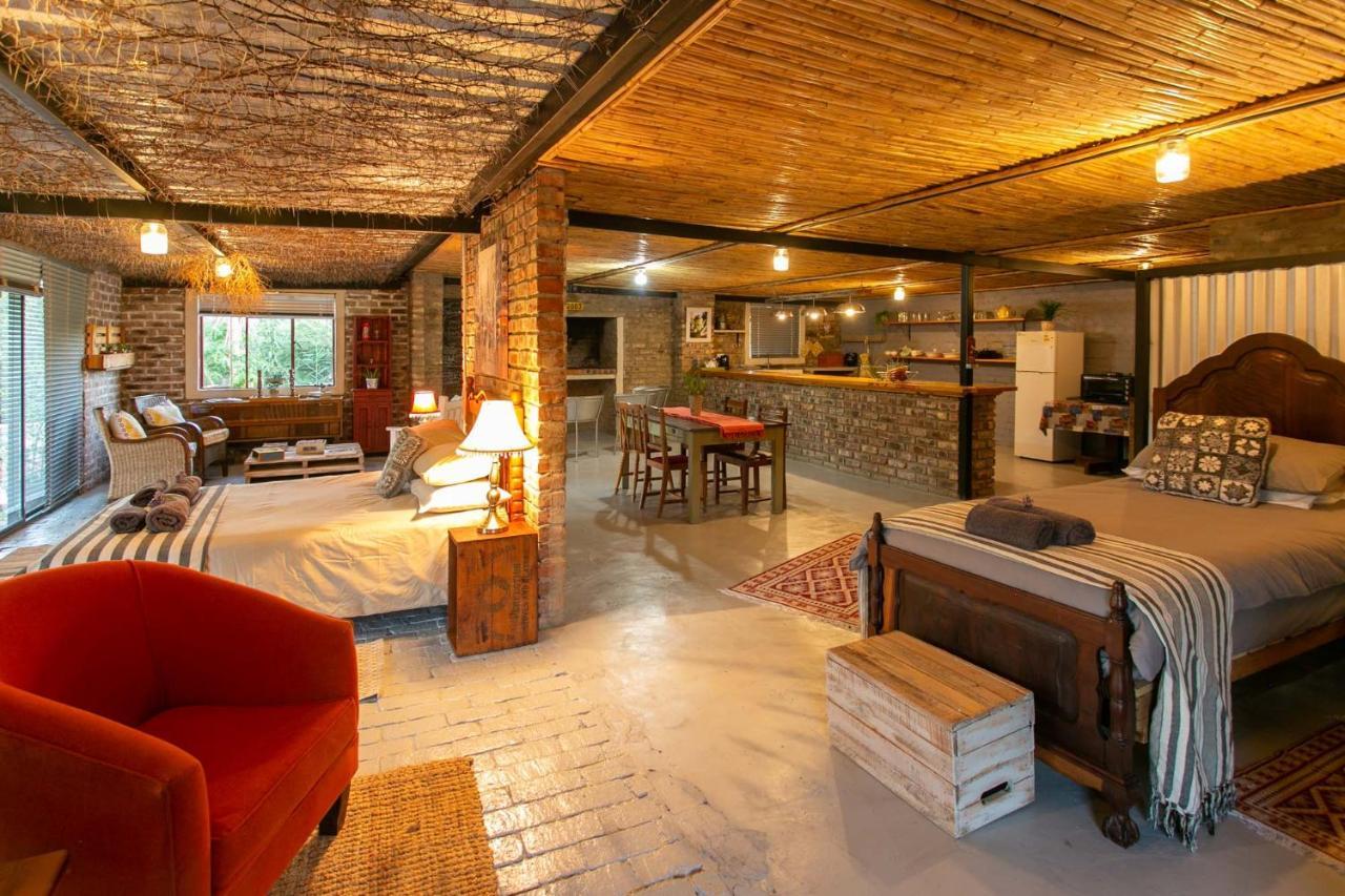 Die Fonteine Country Guesthouse And Glamping Oudtshoorn Bagian luar foto