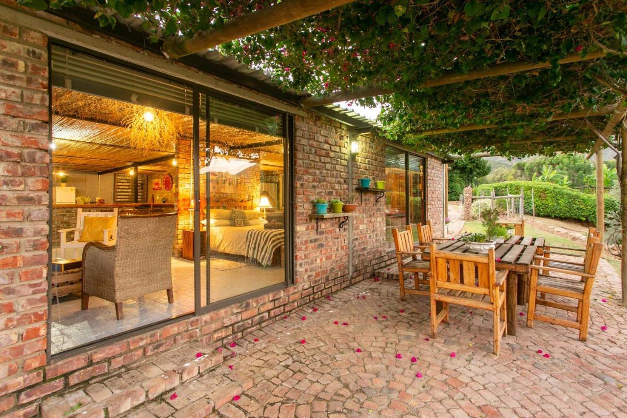 Die Fonteine Country Guesthouse And Glamping Oudtshoorn Bagian luar foto