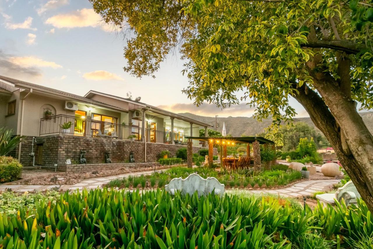 Die Fonteine Country Guesthouse And Glamping Oudtshoorn Bagian luar foto