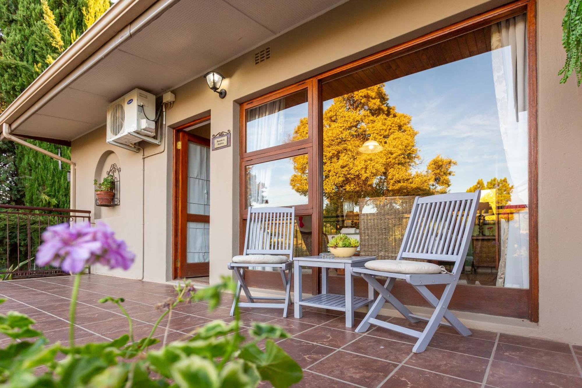 Die Fonteine Country Guesthouse And Glamping Oudtshoorn Bagian luar foto