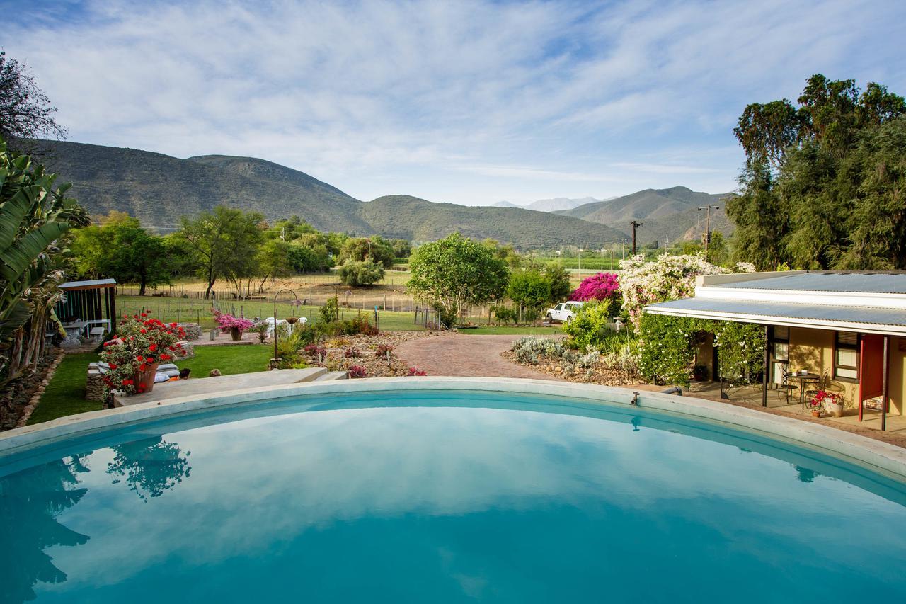 Die Fonteine Country Guesthouse And Glamping Oudtshoorn Bagian luar foto